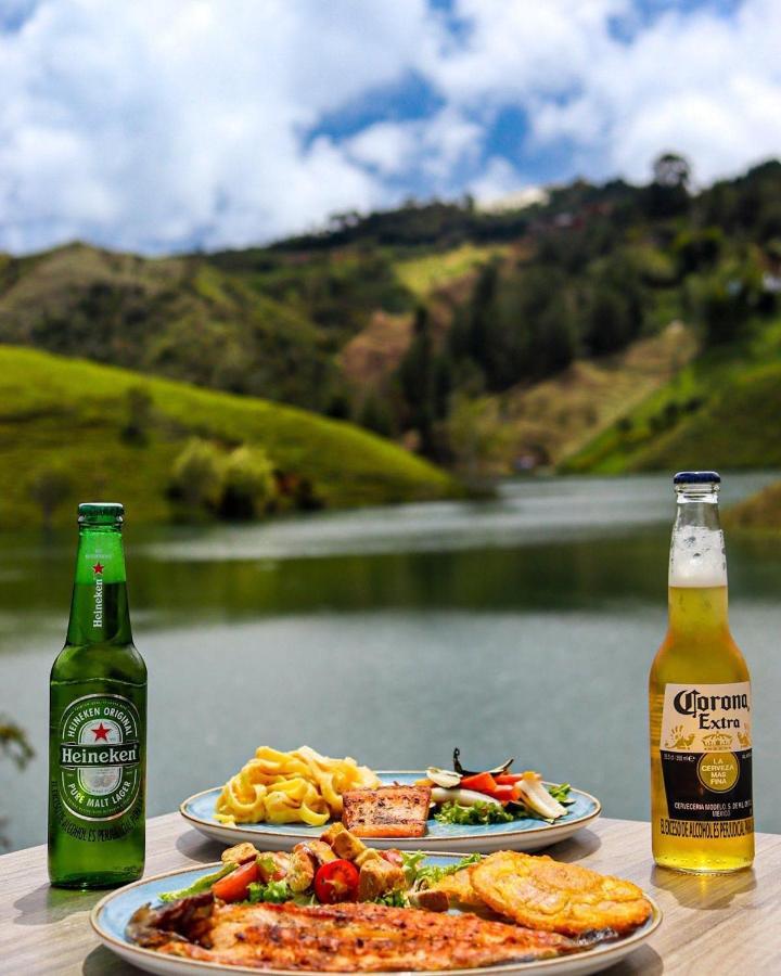 Aw Guatape Glamping Resort Экстерьер фото