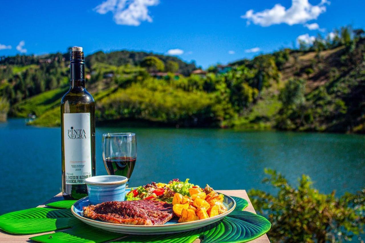 Aw Guatape Glamping Resort Экстерьер фото
