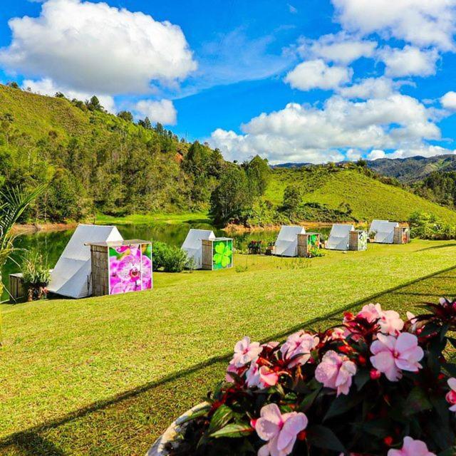 Aw Guatape Glamping Resort Экстерьер фото