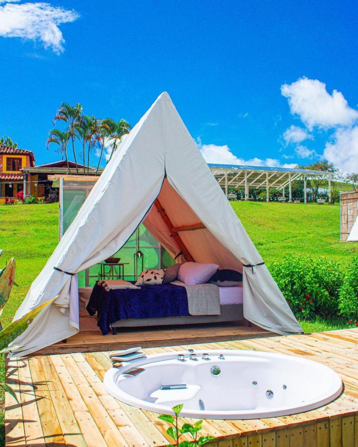 Aw Guatape Glamping Resort Экстерьер фото