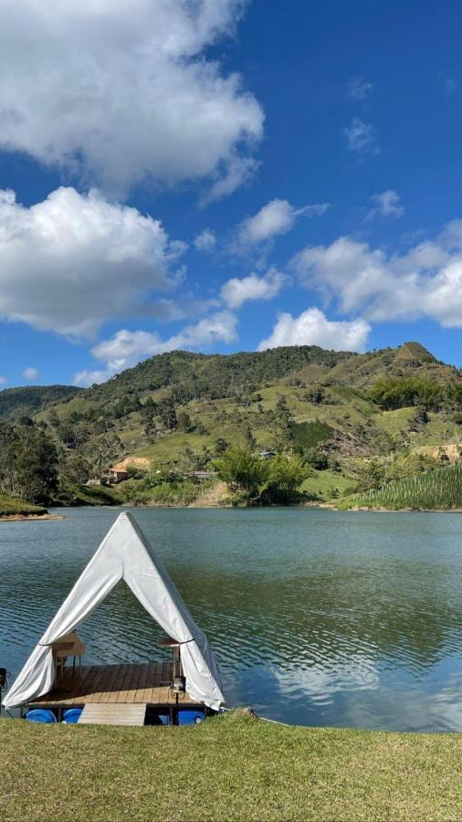 Aw Guatape Glamping Resort Экстерьер фото